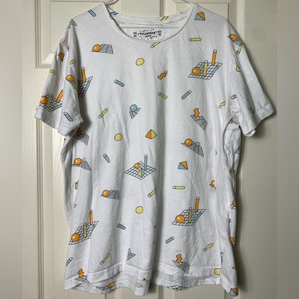 Pull&Bear | Geometry Print Tee Shirt - EU XL